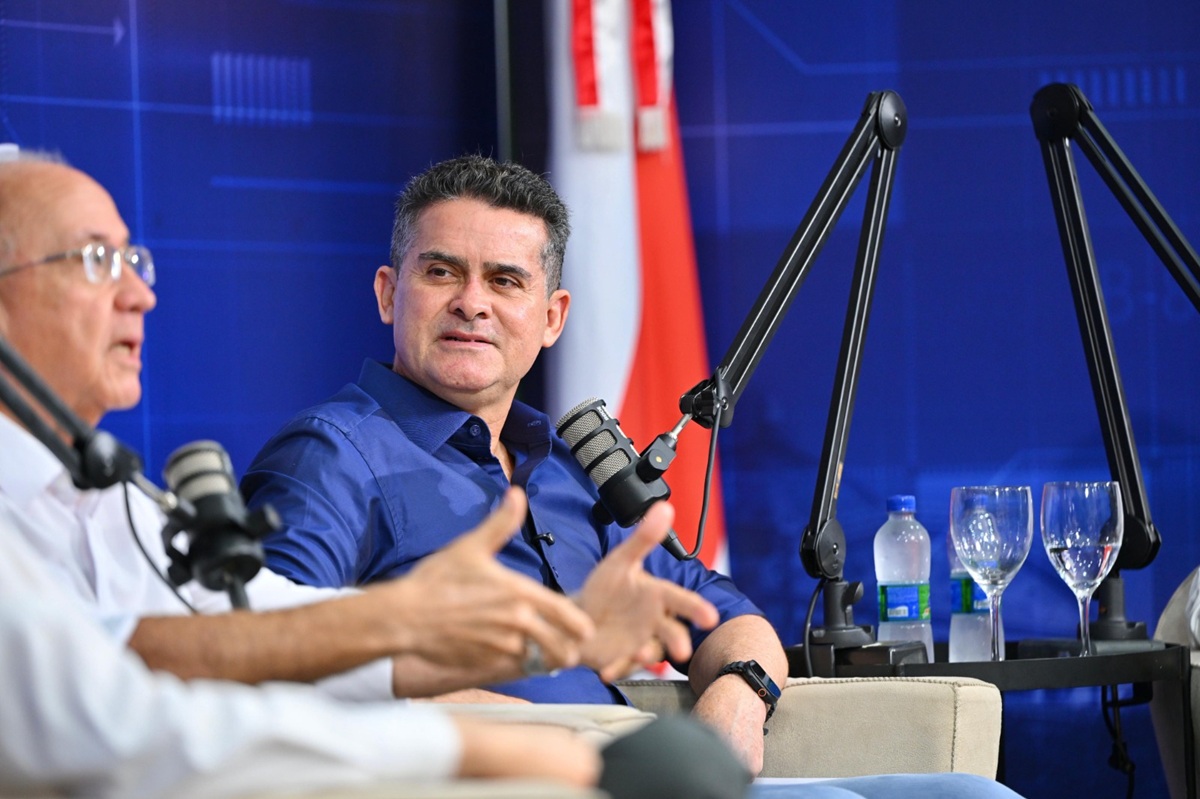 David Almeida apresenta propostas em podcast da Fecomércio